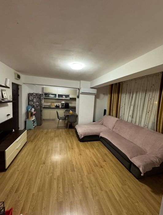 De închiriat apartament cu doua camere