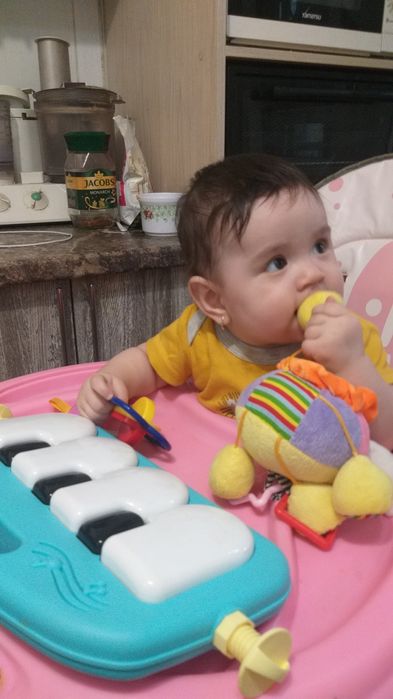 Няня у себя на дому.