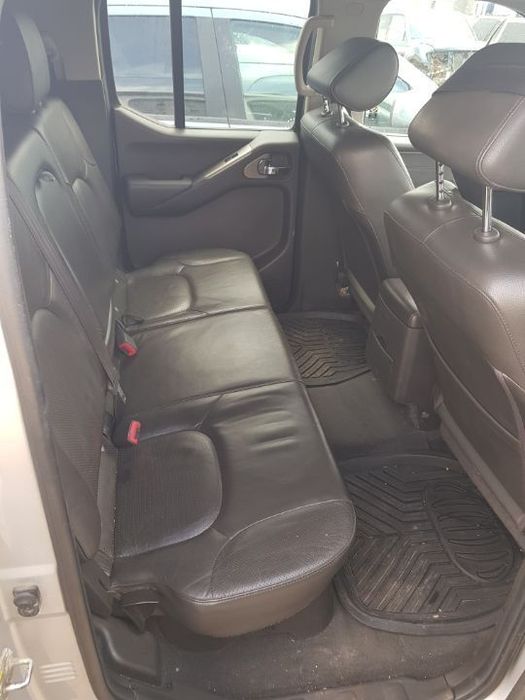 Dezmembrez NISSAN NAVARA D40 2.5DCI EURO4