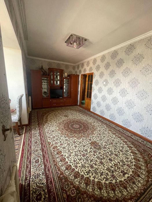 Чиланзар 25-кв, 2/4/4 комната РАЗДЕЛЬНАЯ, Кирпичный дом Чистый ремонт