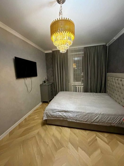 4-комнатная на 8 мкрн ][