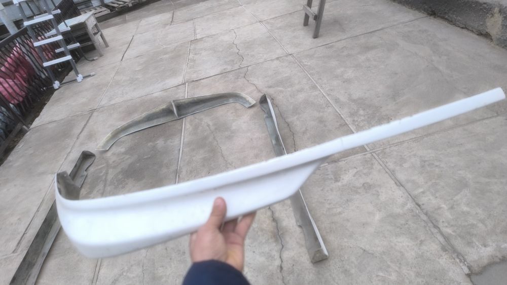 Продам обвес на тойоту