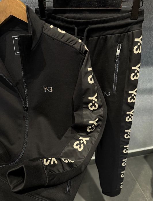 Черен екип Yohji Yamamoto