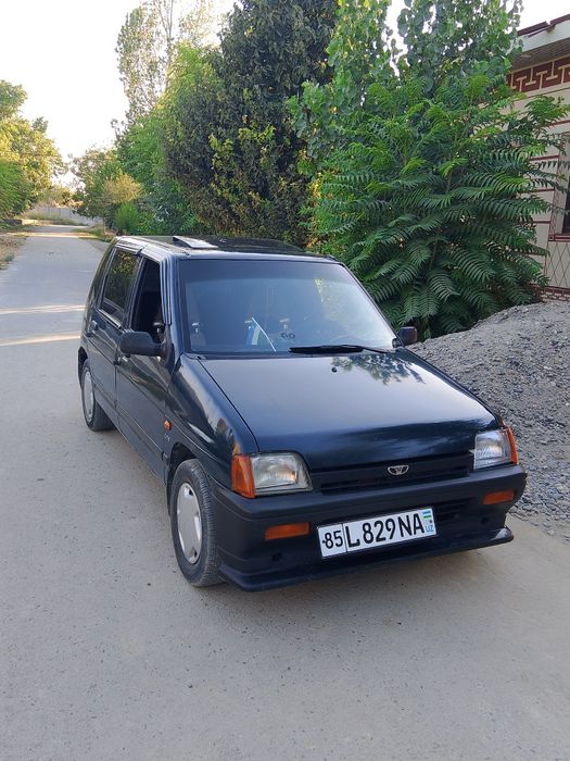 Daewoo tico sotiladi