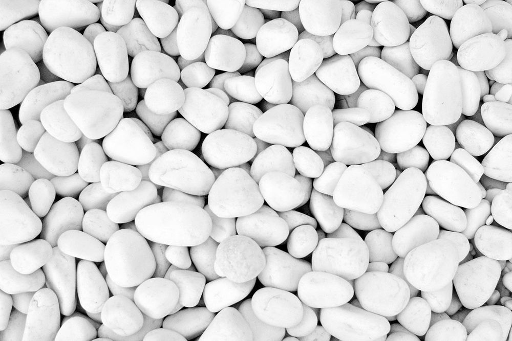 Галька. Белый камень.