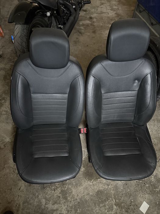 Scaune fata piele Dacia Duster 2016 cu incalzire