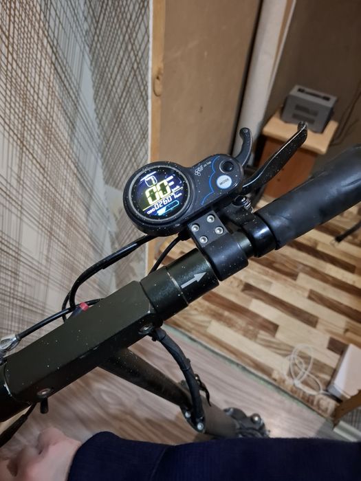 Продам Электрсамокат