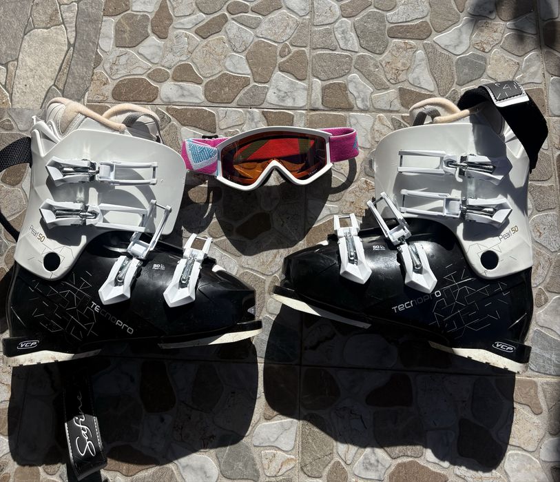 Clăpari + ochelari de schi mărimea 39