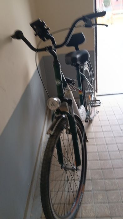 Yangi velosiped sotiladi