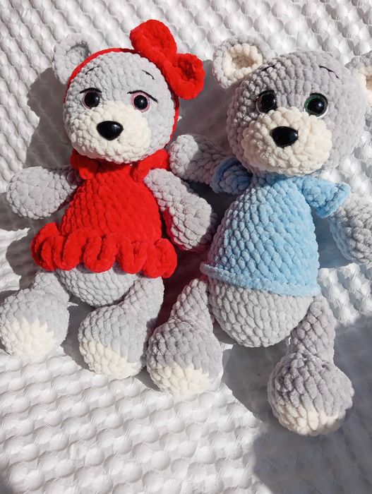 Плюшени мечета ръчно изплетени