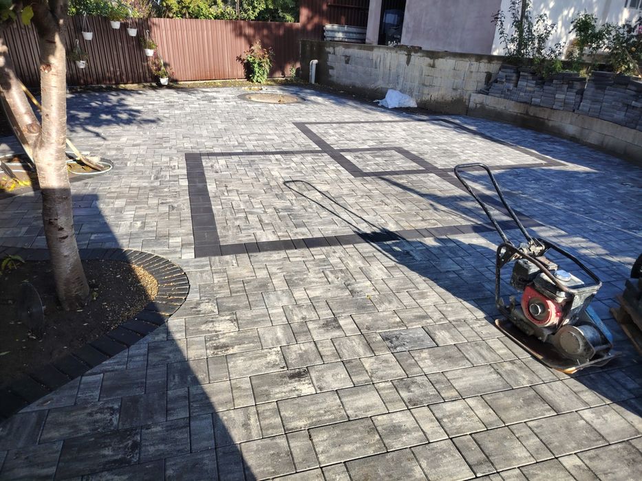 Vânzări și montaj pavaj