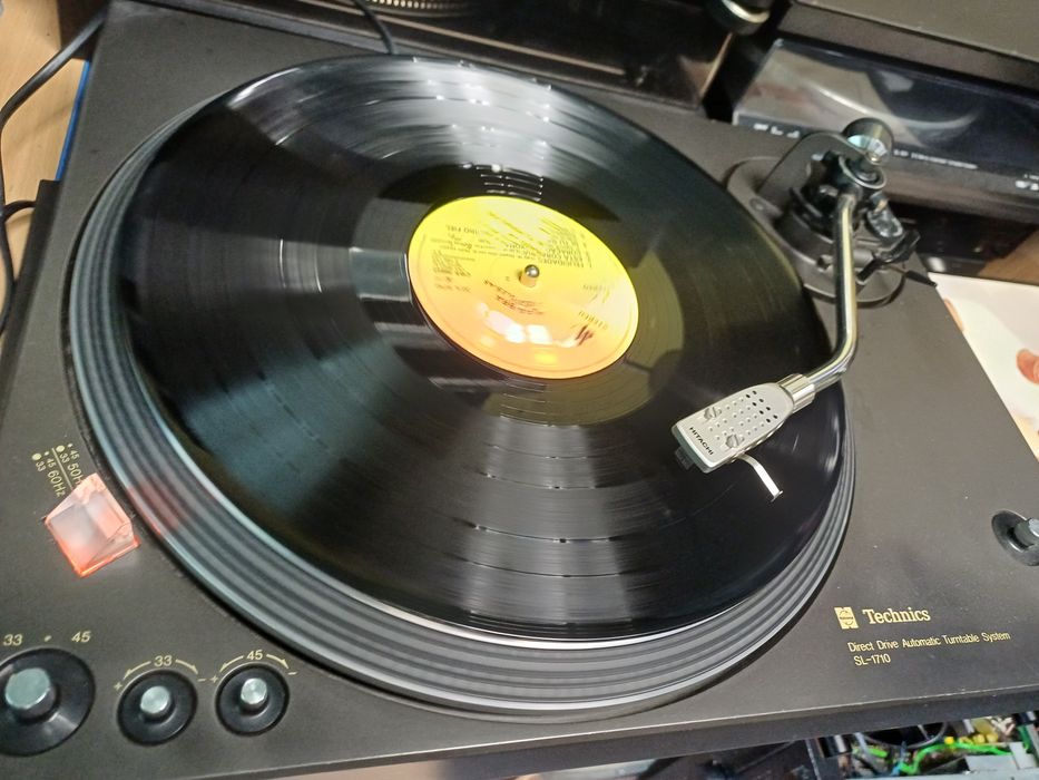Technics SL-1710 pick-up direct drive automatic