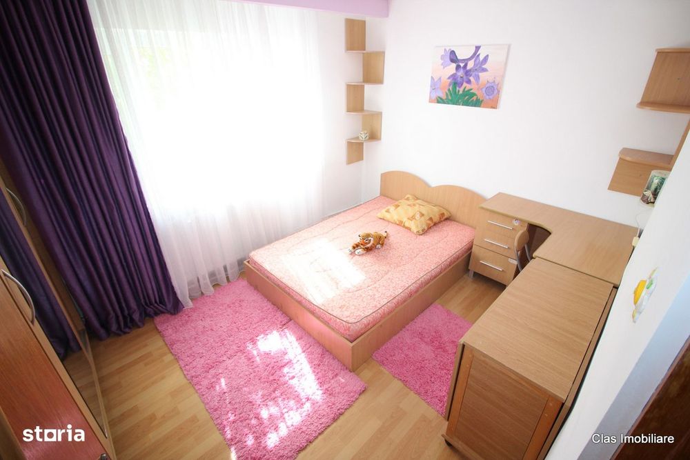 De inchiriat 2 cam Etj 1 Zona Patatul de Justitie !!