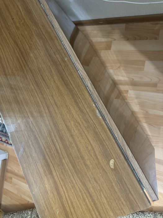 Продам стол книжка