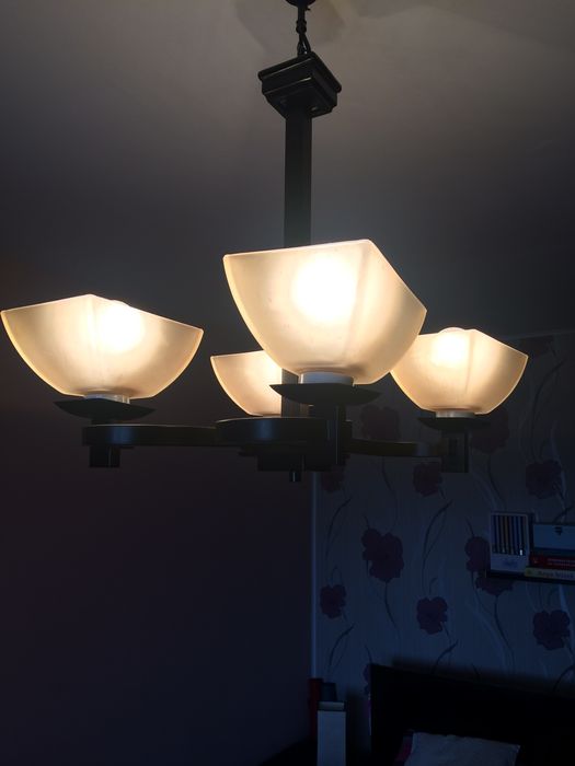 Candelabru abajur din sticlã