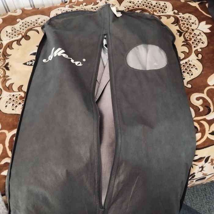 Костюм мужской ..