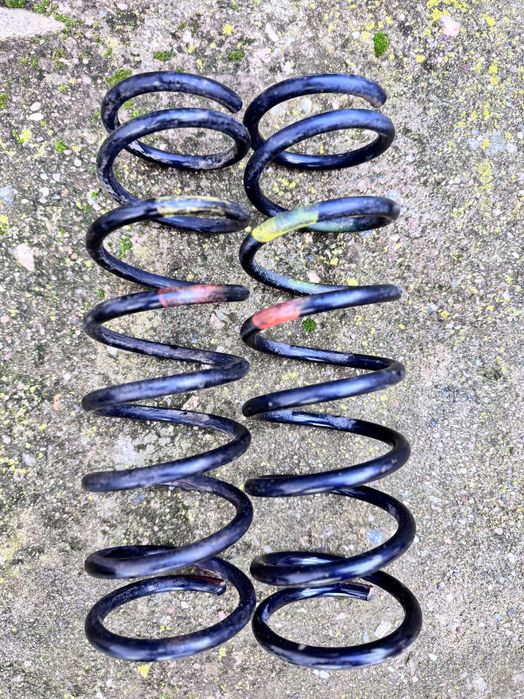 Продавам задни пружини за Honda Accord 8 седан (08–12)