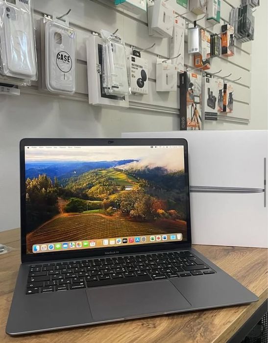 Macbook air m1 8/256 / макбук