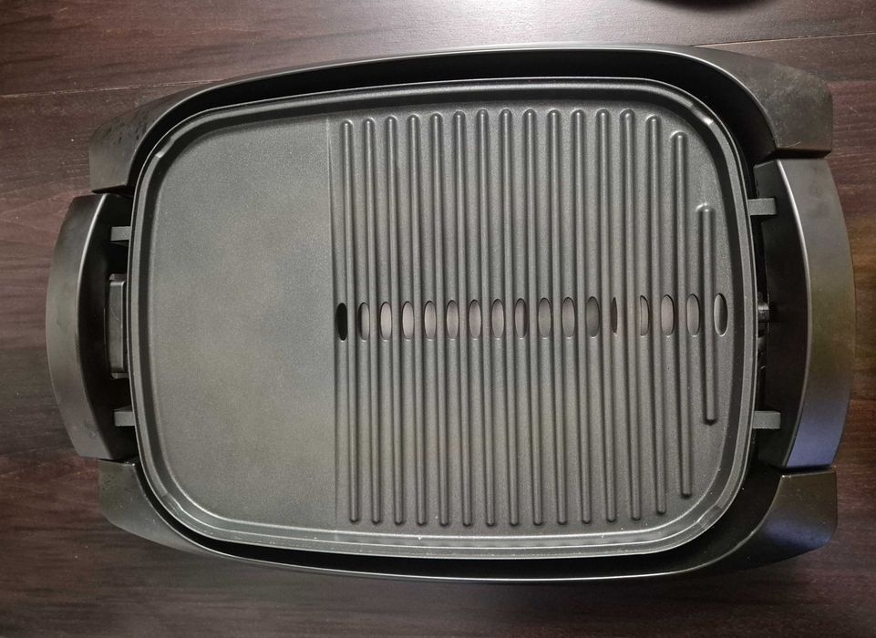 Електрическа скара Tefal Plancha (Health Multi Grill, модел CB6A0830), 2000W
