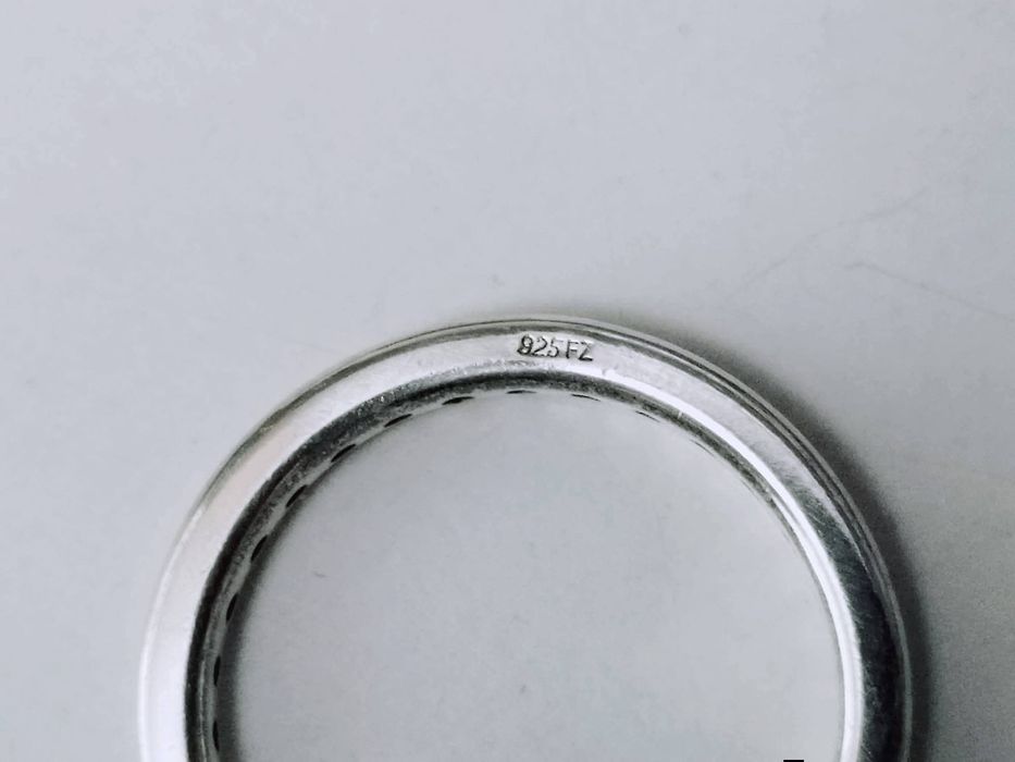 Vechi inel din argint de 925, FZ, cu pietre zirconiu cubic