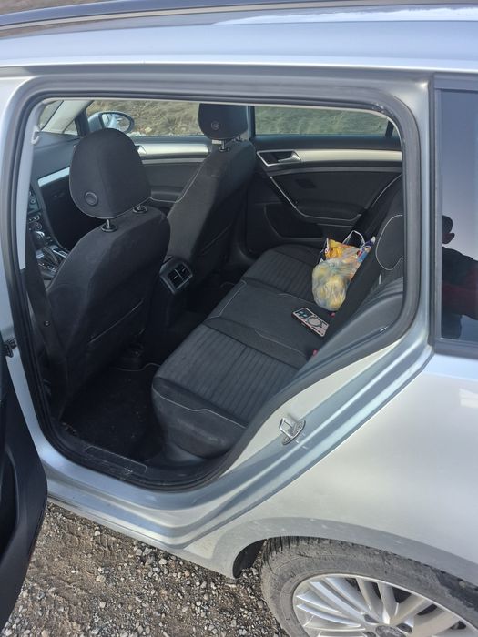 Vând Volkswagen golf 7 2015 1.6 tdi