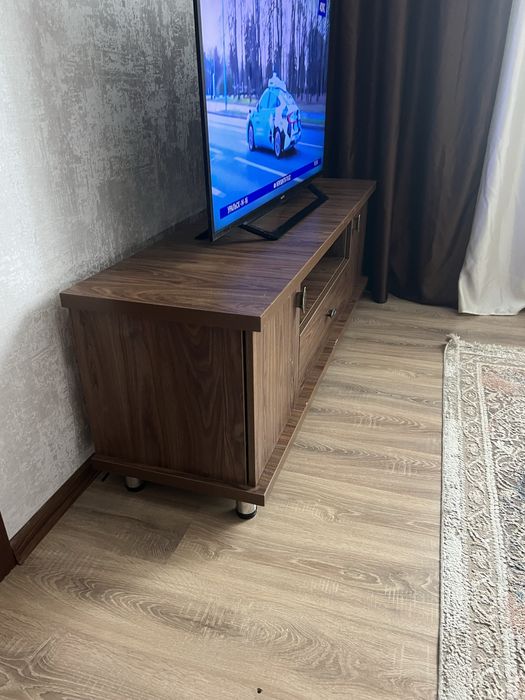 Подставка под ТВ