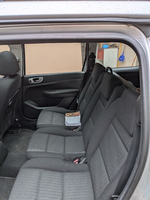 Peugeot 307 SW 1.6 HDi 110 cp 7 locuri