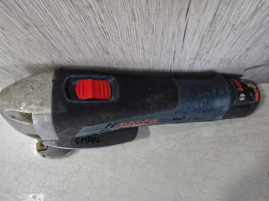 Акумулаторна ножица за ламарина BOSCH GSC 12V-13 / 2 броя