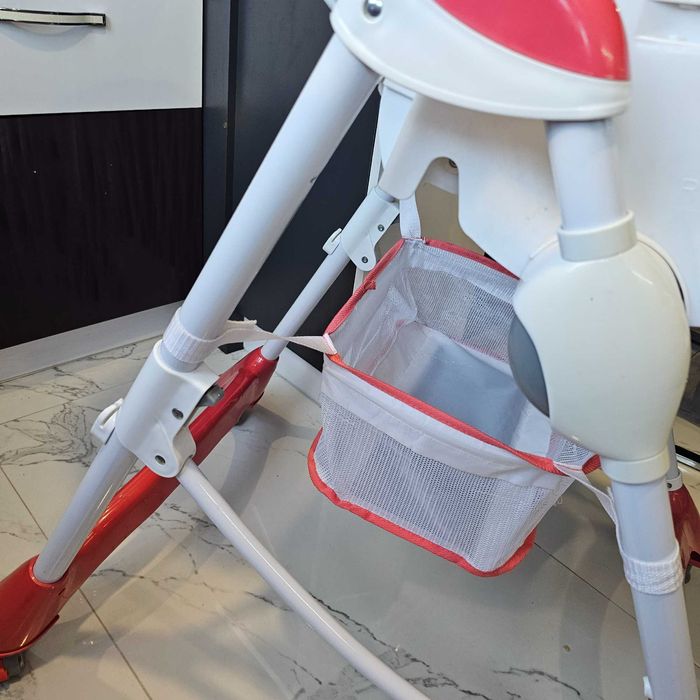 Столче за хранене Кангаро в отлично състояние