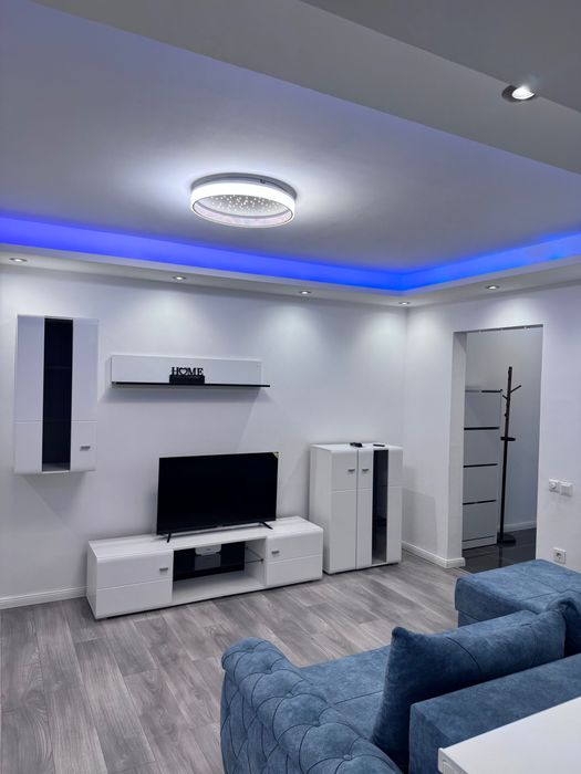 Apartament 3 camere  de închiriat