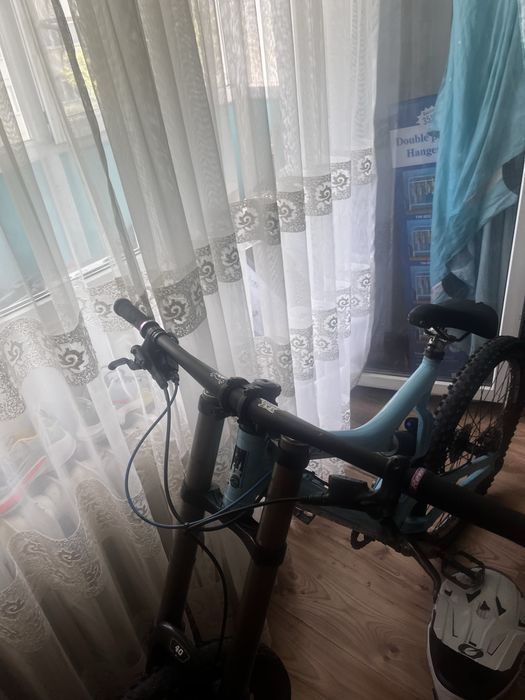 Vand urgent bicicleta comencal supreme downhill