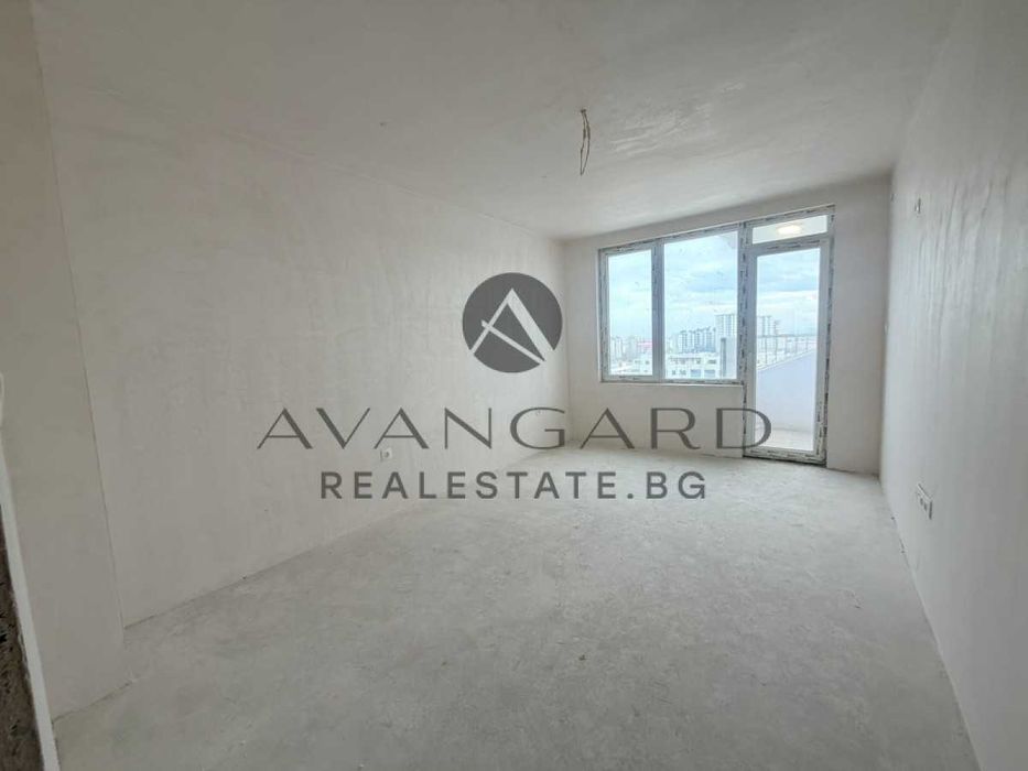 Продава се Тристаен апартамент в Пловдив, Център - 115 кв.м за 663 €/кв.м - Снимка #2