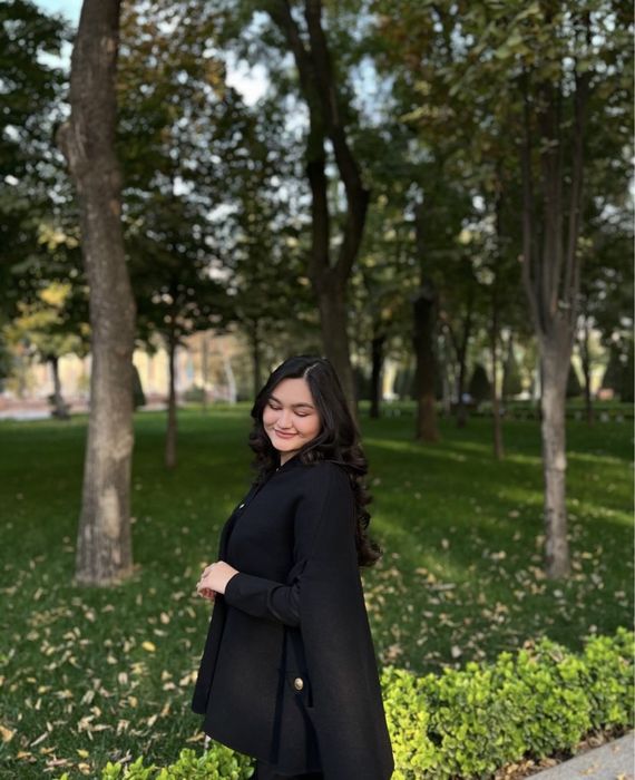 Пончо очень классно смотрится.