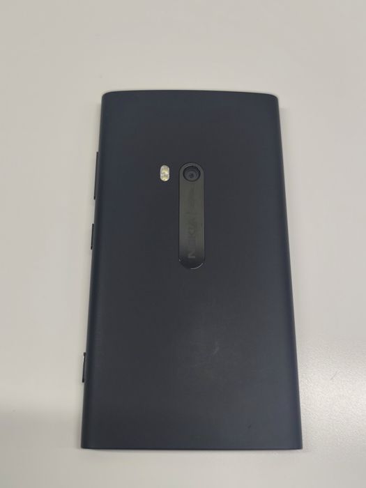 Продам lumia 920 windows phone 10