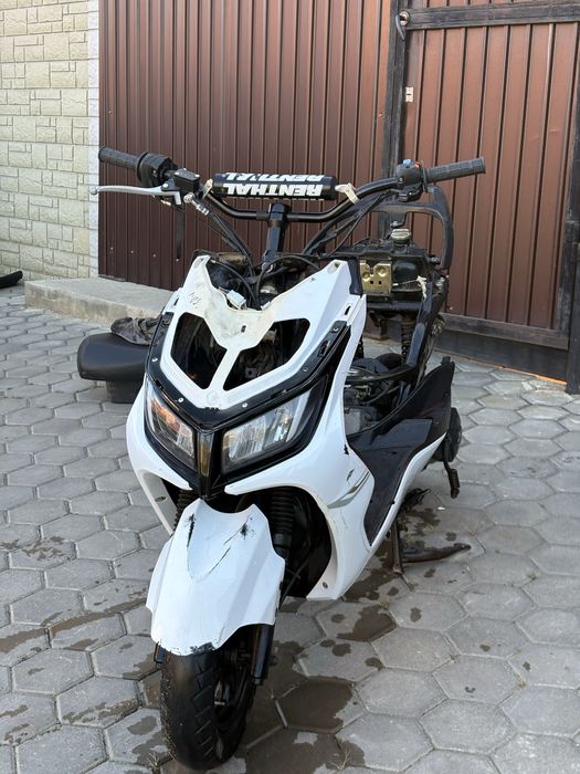 Продается м8 мопед 125кубов