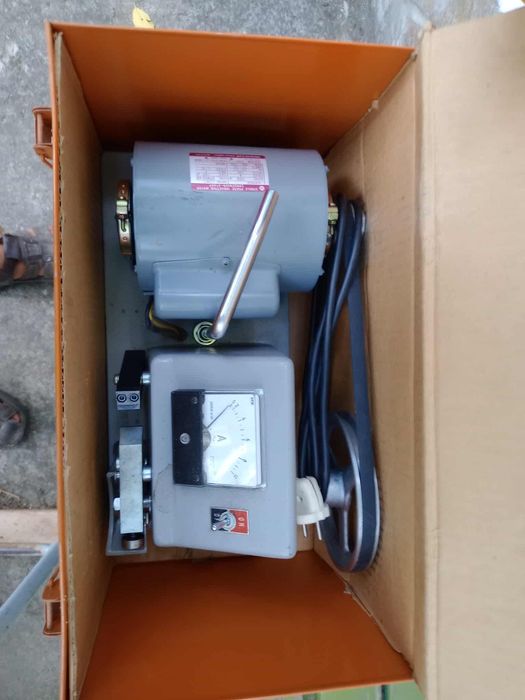 Вакуумна помпа Hitachi