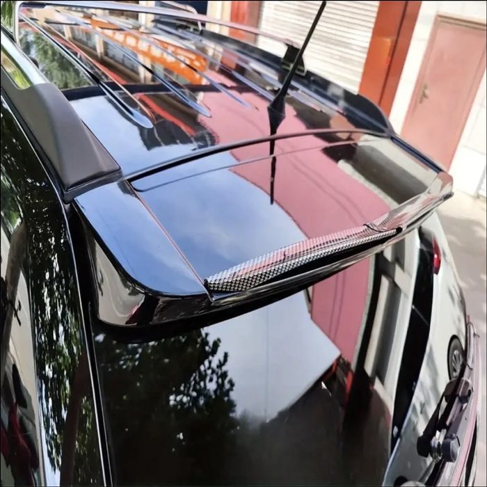 Универсальное заднее крыло