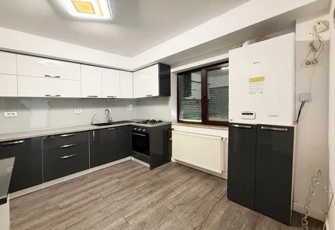 Inchiriez casa in cumpana duplex!