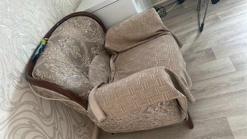 Диван малазийский