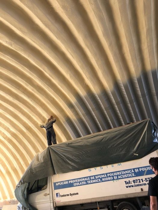 Izolatii cu spuma poliuretanică/pod/acoperiș-Firma Autorizată