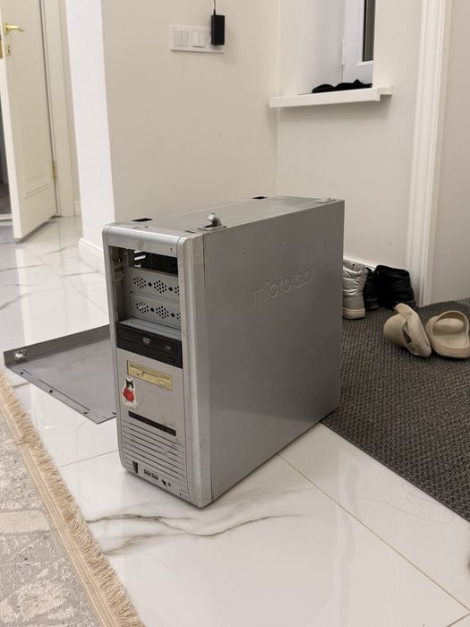 Продам системный блок работает