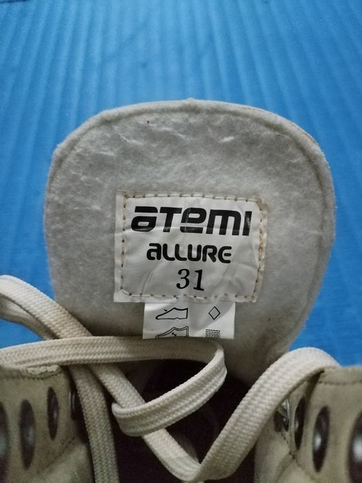 Кожаные коньки Atemi