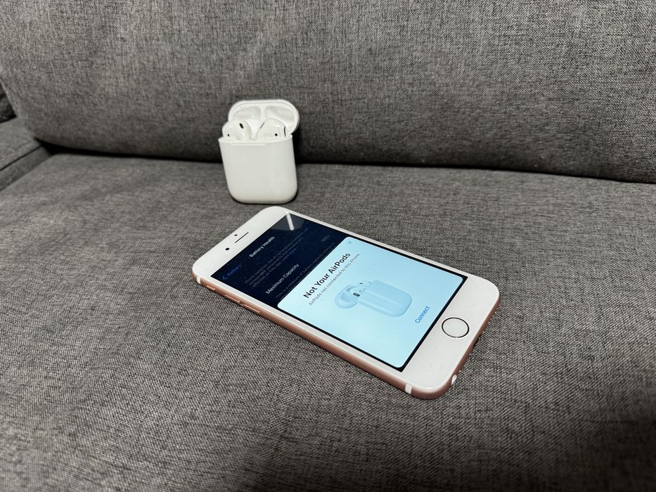 Iphone 6s 32gb rose gold 99% battery Airpods