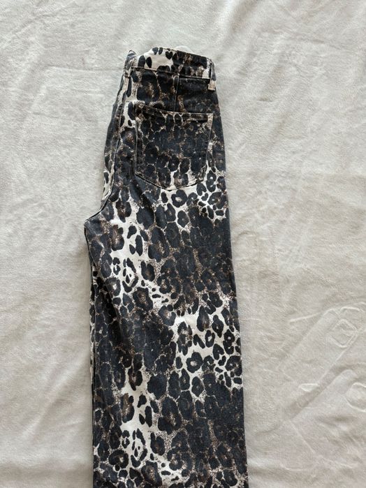 Нови дамски дънки