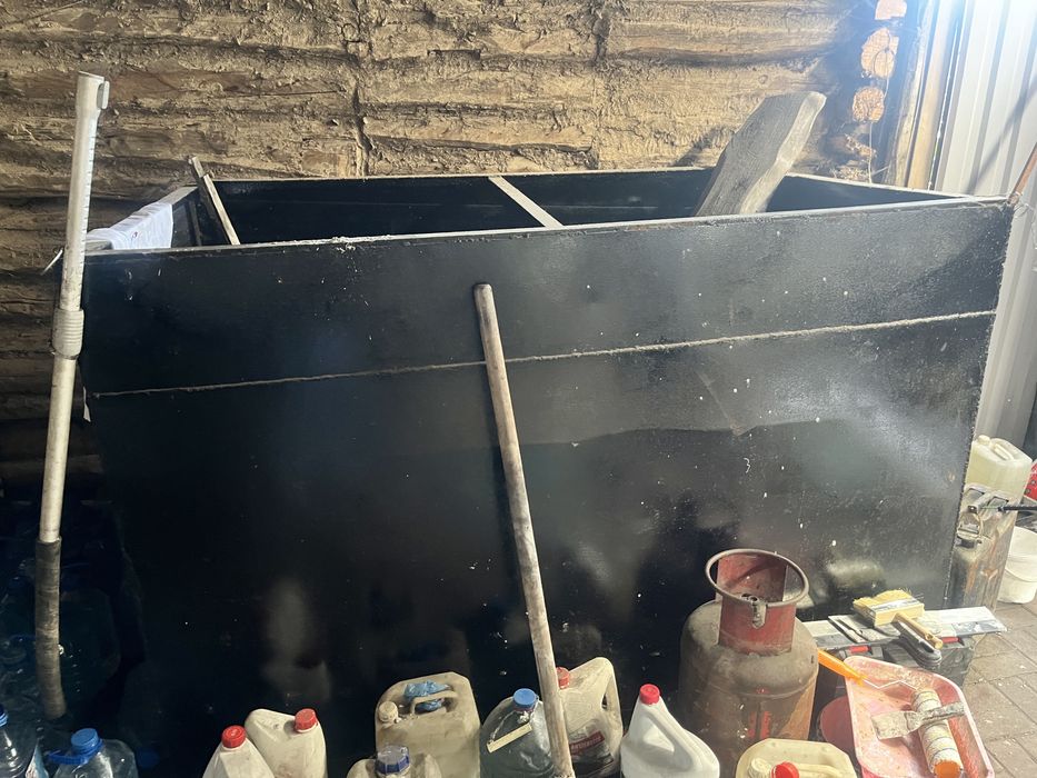 Продам бак для воды 3,2 м3