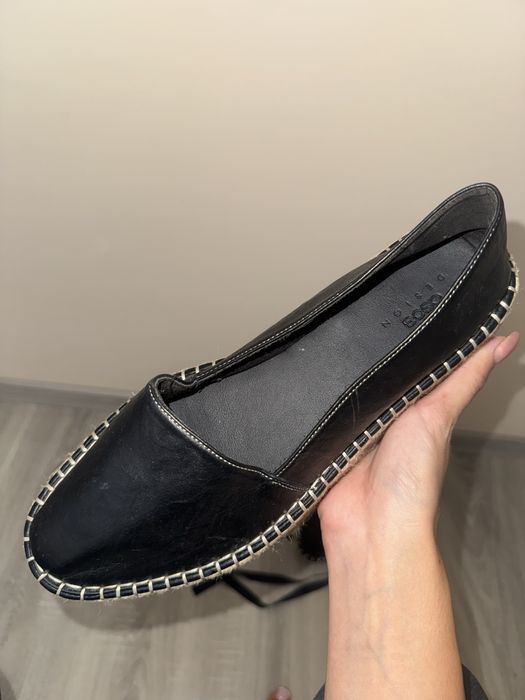 Разпродажба на обувки