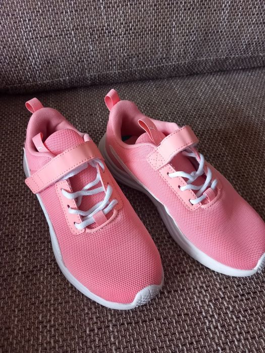 Adidași Puma nr 34