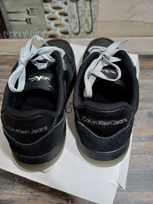 Adidași calvin klein piele noi 41
