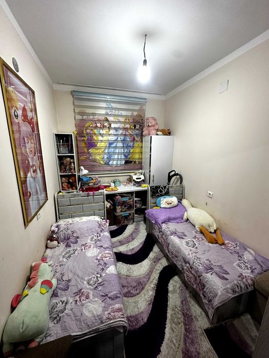 Уз уйимми сотаман СРОЧНО Янгихает 7А, 3 хона 1 этаж  - 70 000 у/е