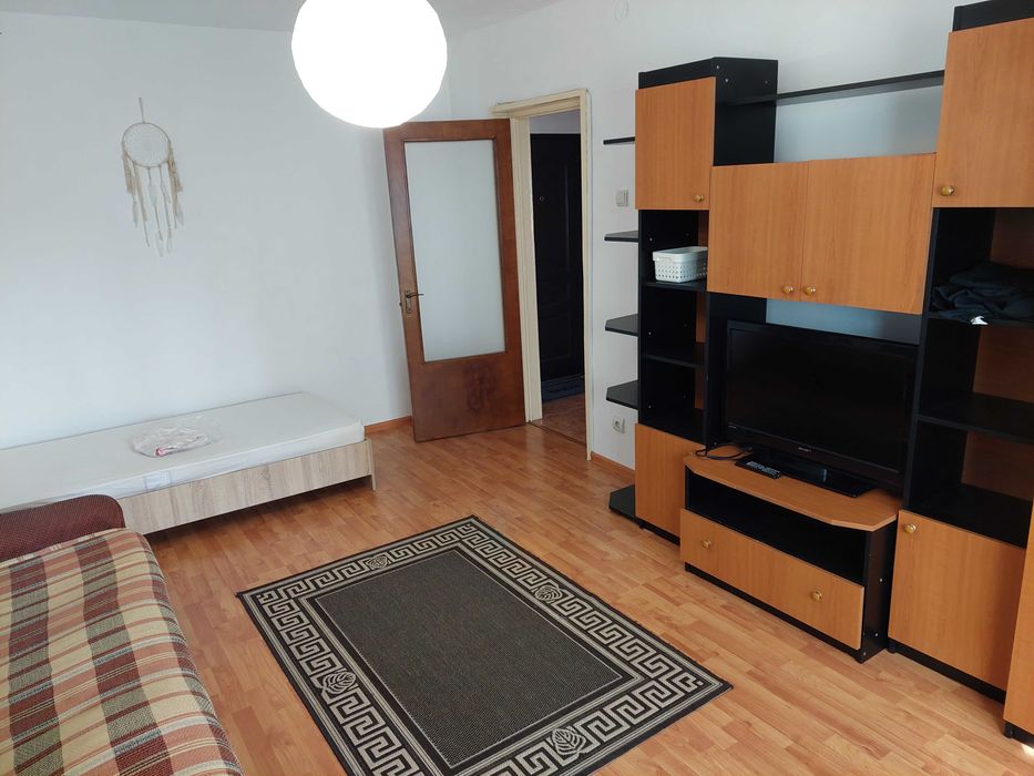 Garsoniera-str.Turda sector 1 -bloc mixt